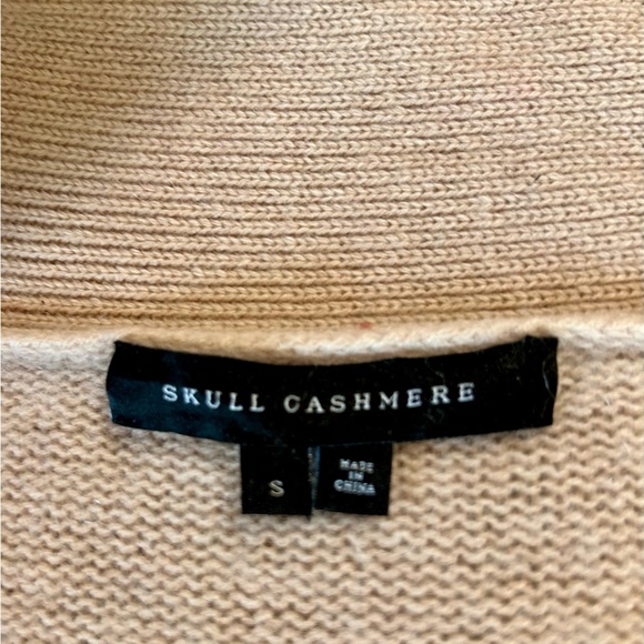 Blush Pink Skull Graphic Robe - Picture 3 of 5